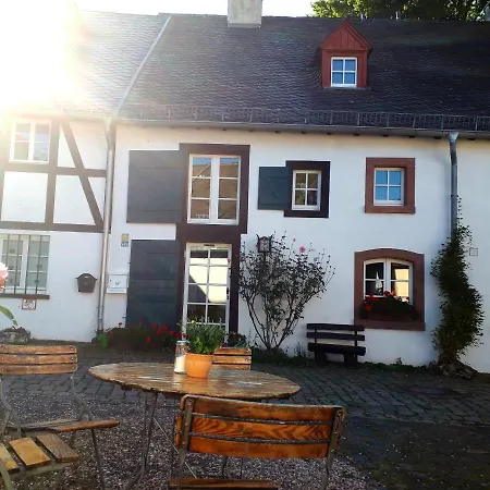 Eifelschätzchen Am Kronenburger *