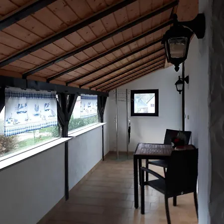 Casa de Férias Eifelschaetzchen Am Kronenburger *