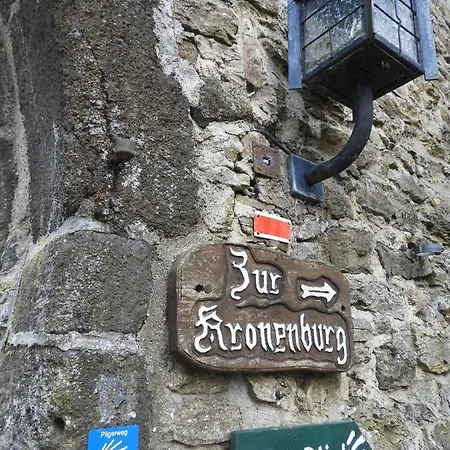 Nyaraló Eifelschaetzchen Am Kronenburger *