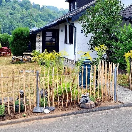 Eifelschätzchen Am Kronenburger * Dahlem (Euskirchen)
